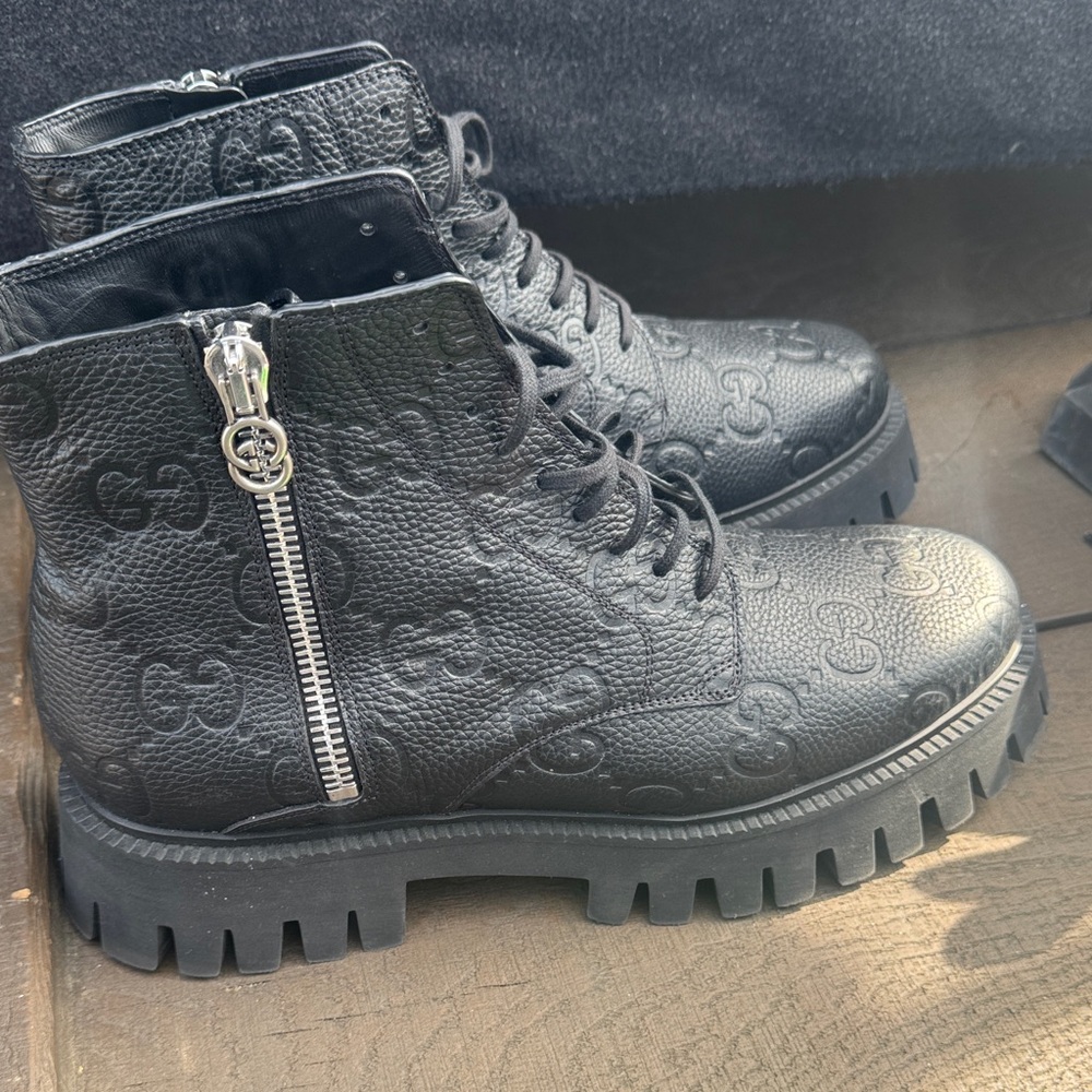 Gucci Black Textured Combat Boots - Picture 3 of 8